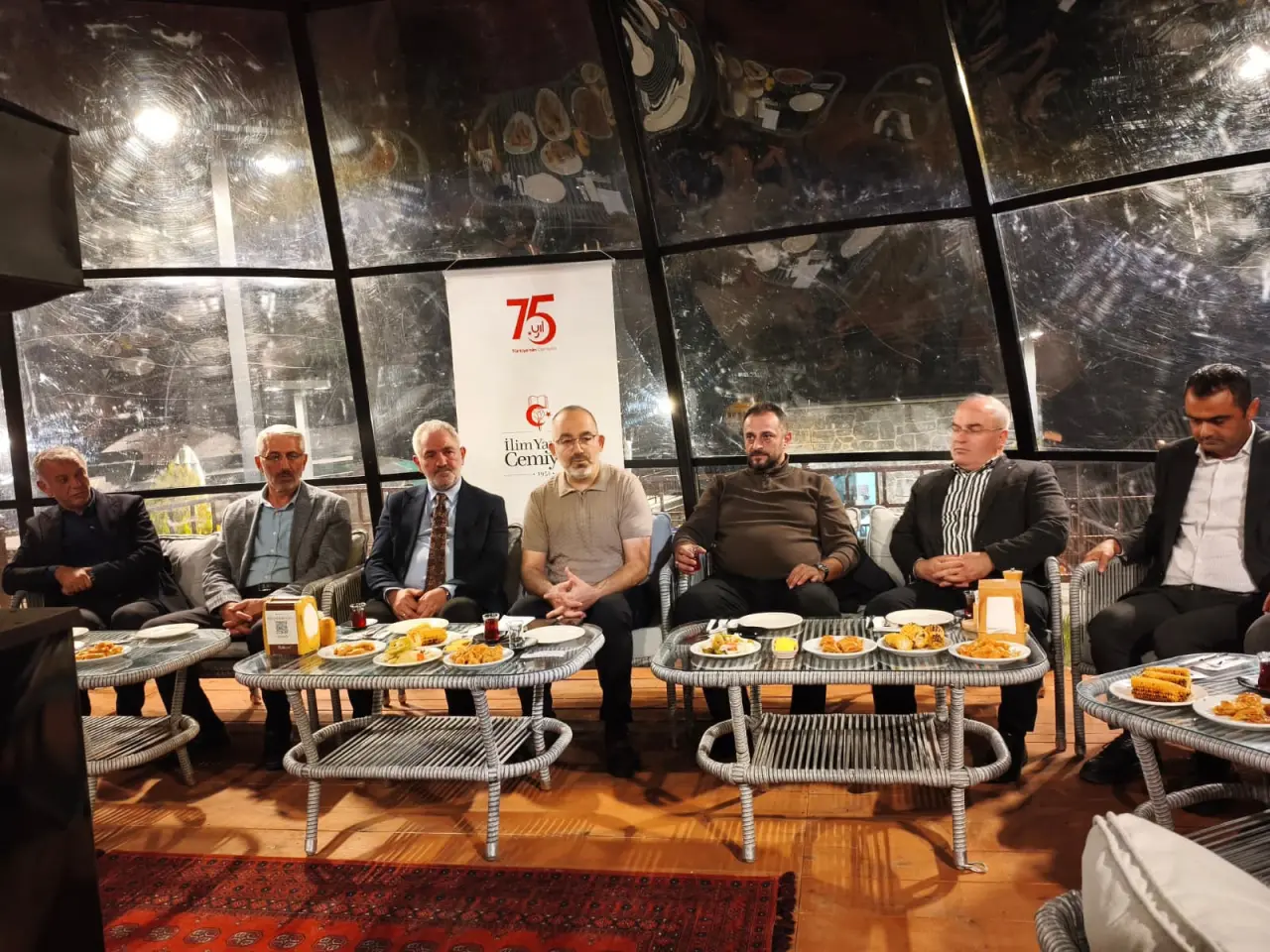 ‘Şehir Sohbetleri’nde Gümüşhane’nin Yatırımları ve Geleceği Masaya Yatırıldı 8