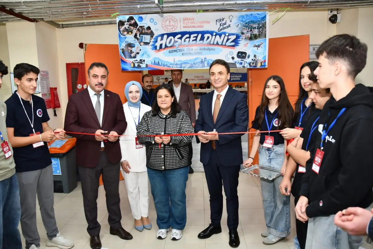 Şiran'da 200 Öğrenci Robotik Kodlama Şenliğinde Buluştu 3