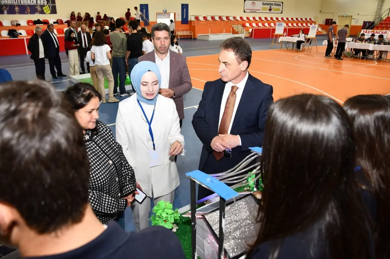 Şiran'da 200 Öğrenci Robotik Kodlama Şenliğinde Buluştu 7