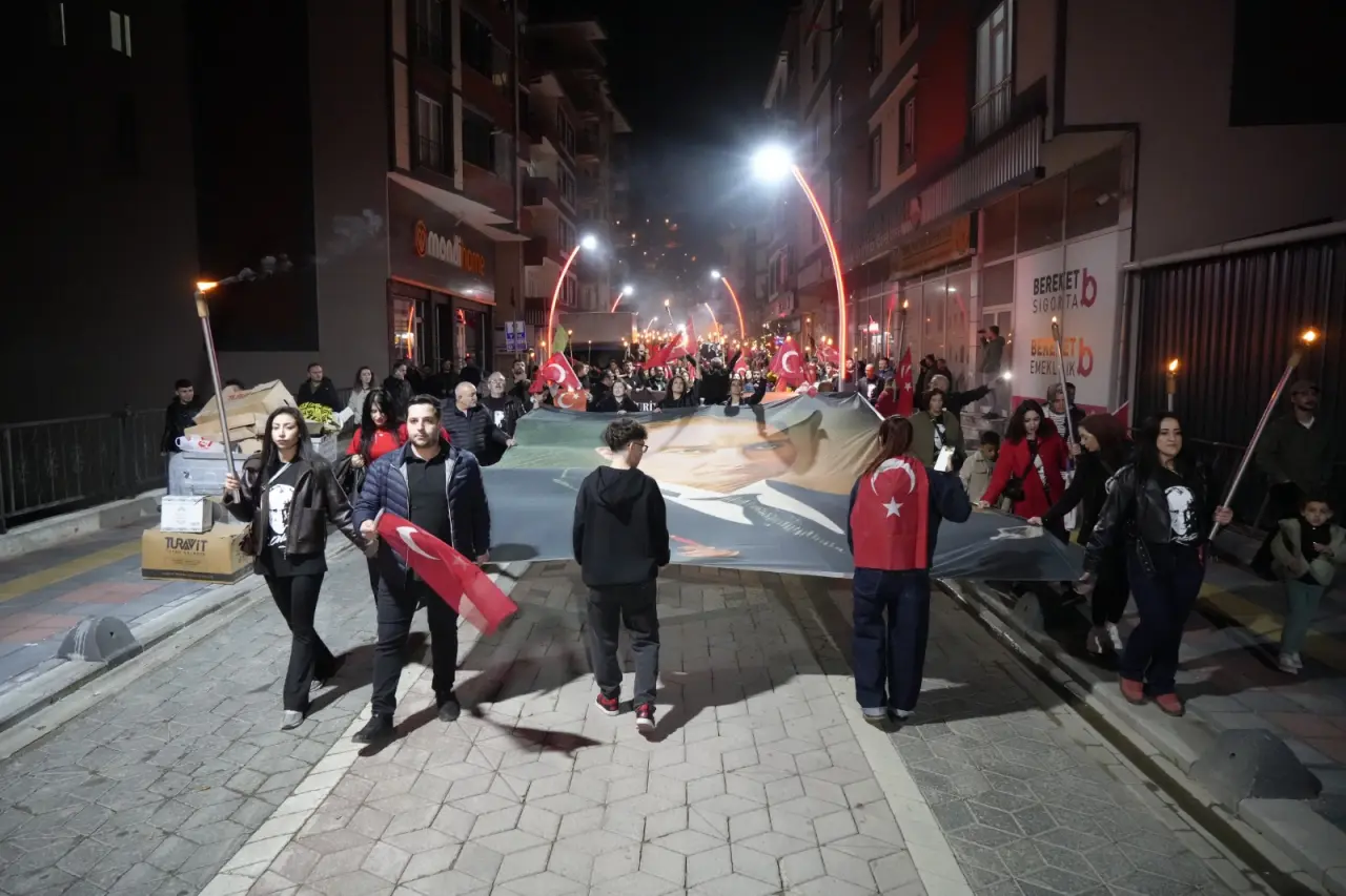 Yeni Parti İl Örgütü’nden Gümüşhane’de Cumhuriyet Yürüyüşü 3