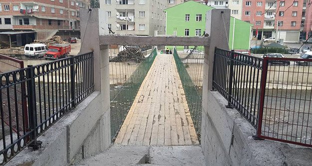 Torul'da ikinci asma köprü de hizmete açıldı