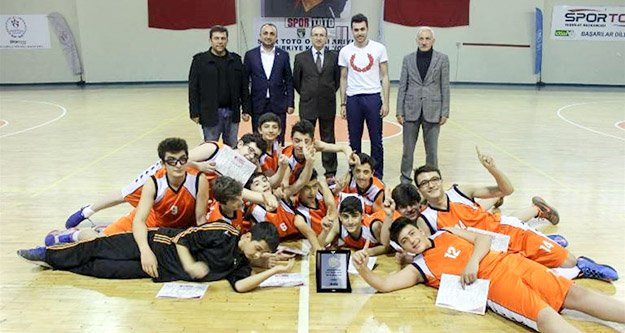 Basketbol’da Sivas Yolspor birinci oldu