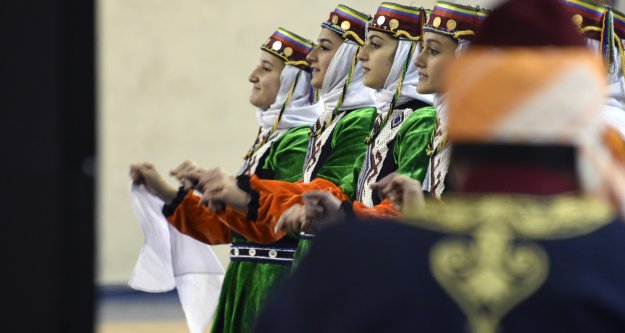 Halk Oyunları Grup Müsabakaları Gümüşhane’de yapıldı
