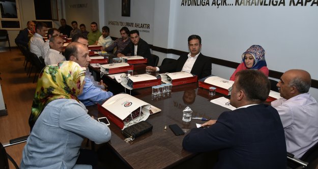 Başkan Çimen AK Parti Merkez İlçe Toplantısı'na katıldı