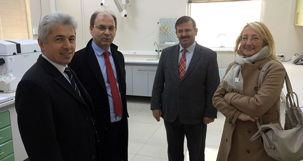 YÖK üyeleri Gümüşhane Üniversitesini ziyaret etti