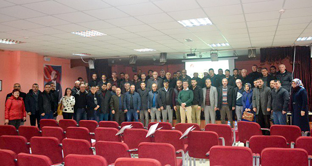 Anadolu Vakfı, 200 öğretmene seminer verdi