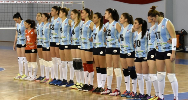 Gümüş Kızlar play-off'u garantiledi: 3-0