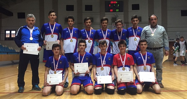 AFK Anadolu Lisesi Voleybol takımı bölge şampiyonu oldu