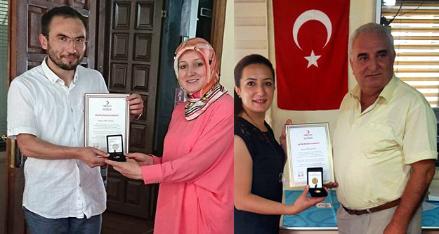 Türk Kızılayından kan bağışçılarına madalya
