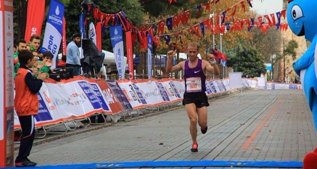 Muslu, Avrasya Maratonunda en hızlı Türk oldu