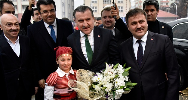 Gençlik ve Spor Bakanı Osman Aşkın Bak Gümüşhane’de