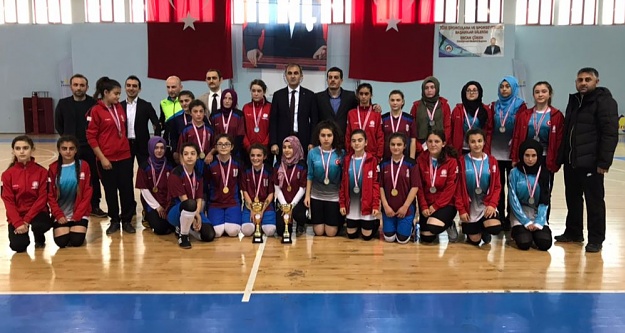 Yıldız Kızlar Futsal müsabakaları sona erdi
