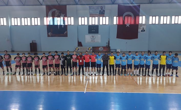 Okullararası genç erkekler Futsal müsabakaları tamamlandı