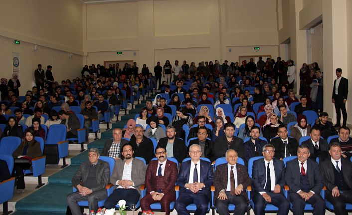 Birlik Vakfı’ndan ‘Osmanlı’da Yaşamak’ Konferansı
