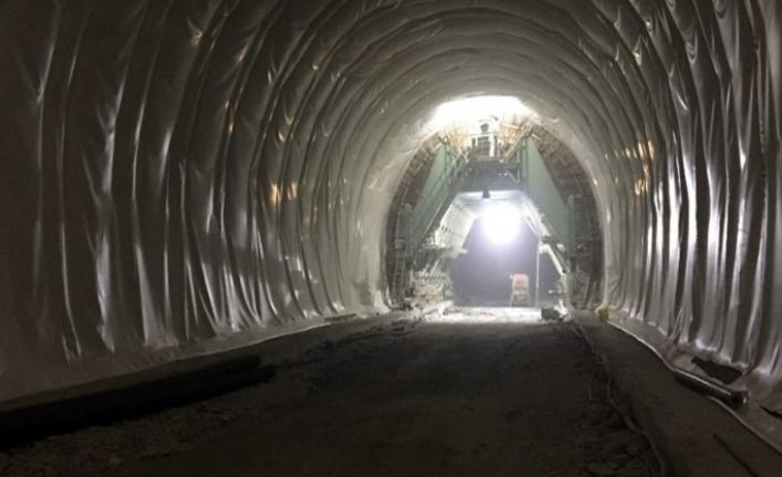 Yeni Zigana tünelinde ışığa az kaldı