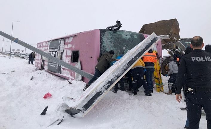 Giresun’da otobüs kazası: 10 yaralı