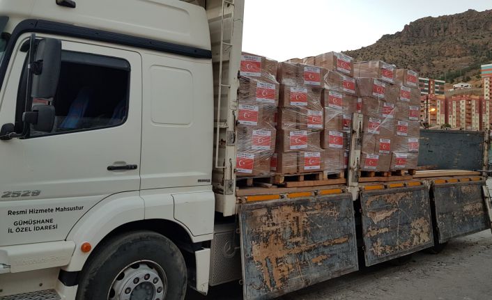 Gümüşhane’den Pakistan’a 1071 koli gıda yardımı gönderildi