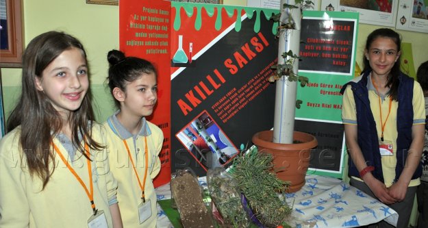 Atatürk Ortaokulunda TUBİTAK Bilim Fuarı Açıldı