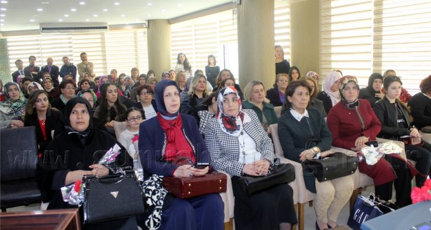 Baro’dan dünya kadınlar günü programı