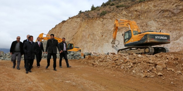 Başkan Çimen, 42 Konut Projesi Çalışmalarını Yerinde İnceledi