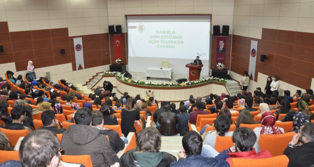 Gümüşhane Üniversitesinde helal gıda paneli düzenlendi