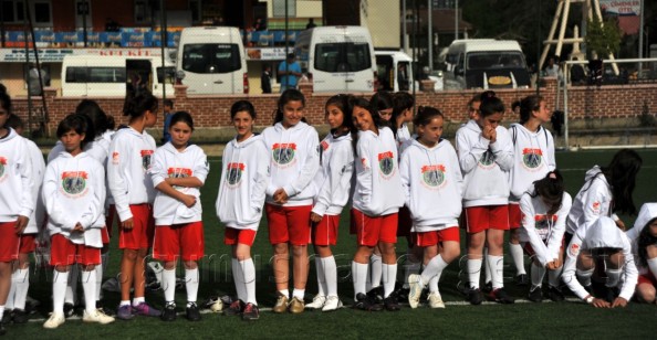 Kız Futbol Köyü Görkemli Başladı