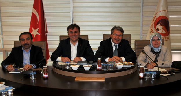 Milletvekili Üstün, Belediye Meclis Toplantısı’na katıldı