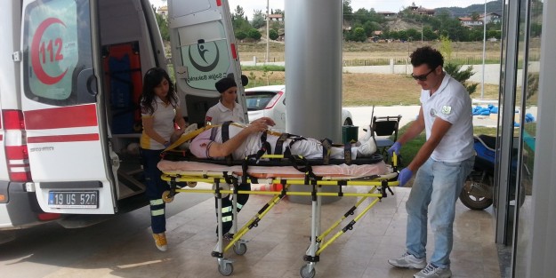 Osmancık'ta Trafik Kazası. 3 Yaralı