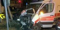 Kazaya giden ambulans kaza yaptı