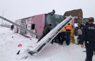 Giresun’da otobüs kazası: 10 yaralı