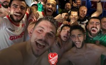 “Dolu tribünlere oynamak istiyoruz”