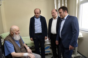 Başkan Çimen'den hasta ziyaretleri