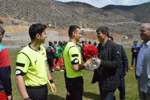 Torul Belediyespor Kupasına Kavuştu