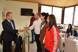 Vali Yavuz, başarılı sporcularla buluştu