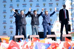 Başbakan Davutoğlu Gümüşhane'de