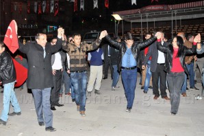 CHP'den Meşaleli Cumhuriyet Bayramı Kutlaması