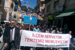 Torul Belediyesi'nden temiz çevre yürüyüşü