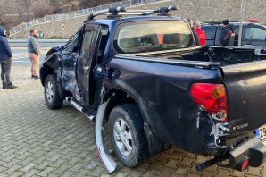 Gümüşhane’de 3 ayrı trafik kazasında 6 kişi yaralandı