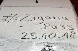 Zigana'da yılın ilk kar yağışı başladı