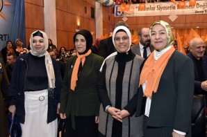 AK Parti Kadın Kollarında Münire Şeyhoğlu dönemi