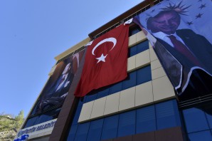 Kürtün Belediye hizmet binası törenle açıldı
