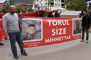 Torul'da teröre karşı birlik yürüyüşü gerçekleştirildi
