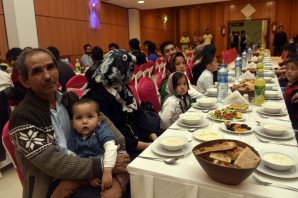 Gümüşhane'deki göçmenler iftar yemeğinde buluştu
