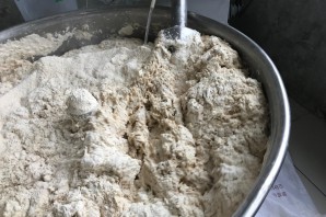 100 yıllık ekşi maya ile üretilen Araköy Ekmeği sofraları süslüyor