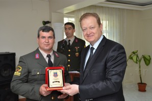 İl Jandarma Komutanlığı’nda Şilt Takdim Töreni Yapıldı
