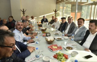 AK Parti’ye geniş katılımlı destek yemeği 