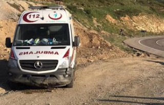 Gümüşhane'nin ambulansı Kop dağında kaza...