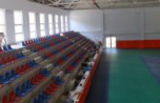 Kürtün Spor Salonu Gün Sayıyor