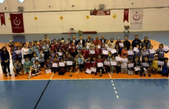 Torul’da geleneksel çocuk oyunları yarışmaları tamamlandı
